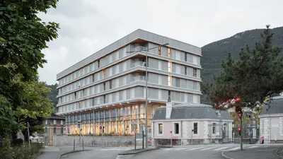 Logements étudiants et Restau U à La Tronche - Atelier WOA (2023)