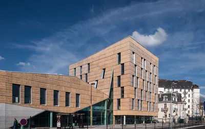 Immeuble de bureaux Françoise-Hélène Jourda à Nantes - forma6 (2016)