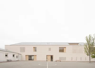 Groupe scolaire Lully Vauban à Versailles - Atelier Serge Joly (2024)