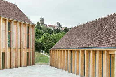 Maison de santé à Vézelay - BQ+A - Bernard Quirot (2014)