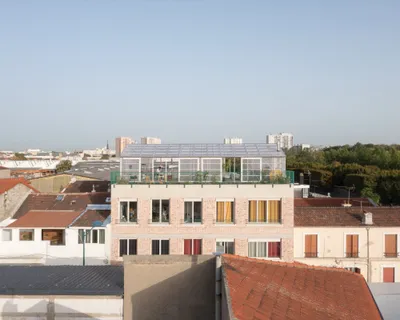 Maison Commune - Plan Común (2023)