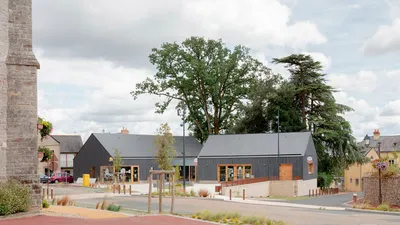 Coeur de bourg à Pancé - SET architectes (2023)