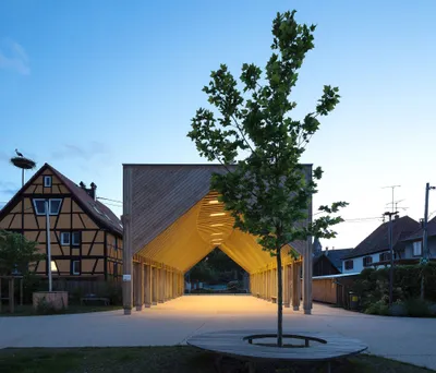 Halle et Cœur de village à Muttersholtz - Studiolada (2023)