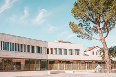 Ecole Auguste Benoît à Cabriès - Amelia Tavella Architectes (2023)