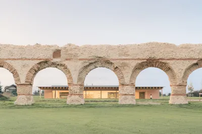 Office de Tourisme des Monts du Lyonnais à Chaponost - LINK architectes (2020)