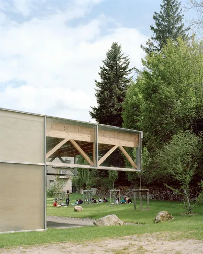 Pôle de services publics et culturels à Laguiole - Bétillon et Freyermuth Architecte, Crypto (2024)